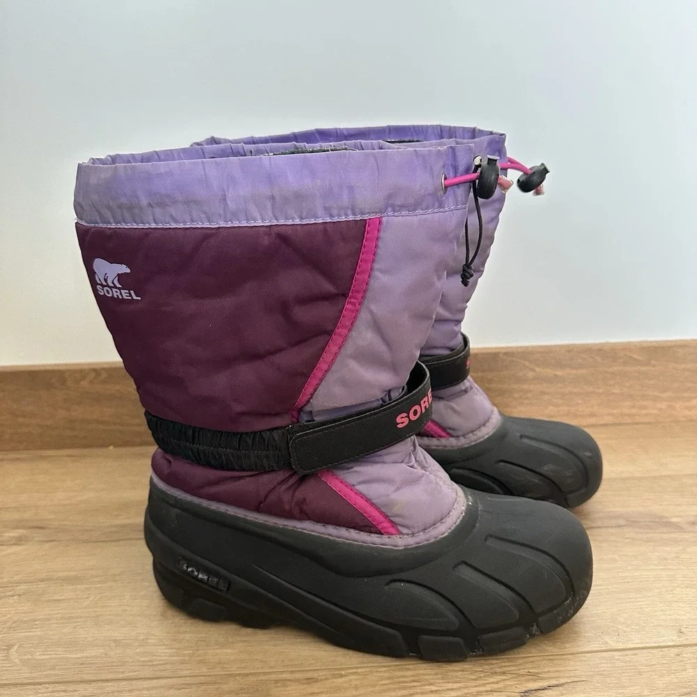 Sorel Girls Youth Size 7 Purple‎ Magenta Waterproof Snow Boots Removable Liner